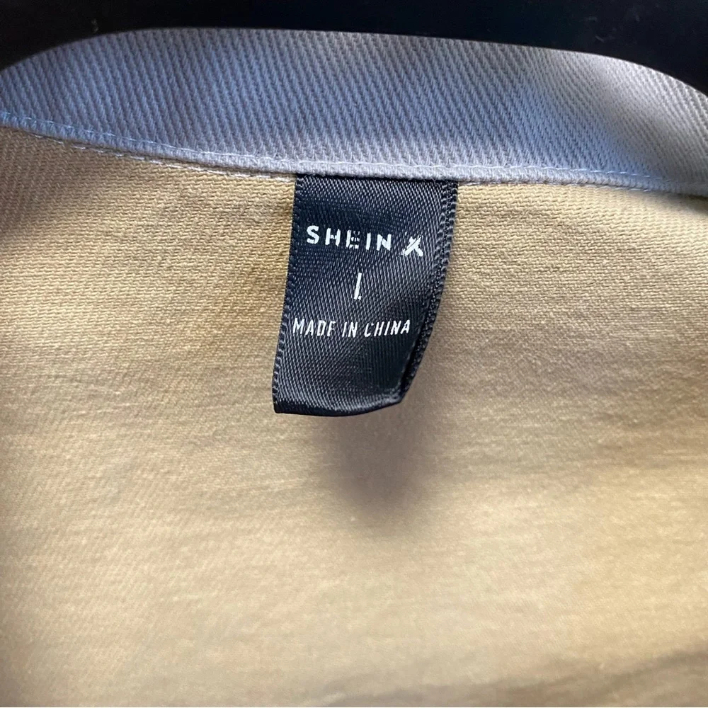 SHEIN X ALIENATED Men Alien Print Patch Pocket Detail Jacket Size Large